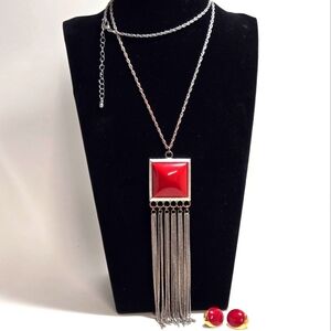 Fun Necklace Red Square Fringe 26" Long Chain Matching Post Earrings Goldtone